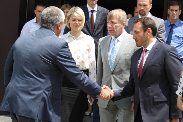 В Госкомрегистре прошло праздничное мероприятие, посвященное третьей годовщине создания ведомства - «Госкомрегистр»