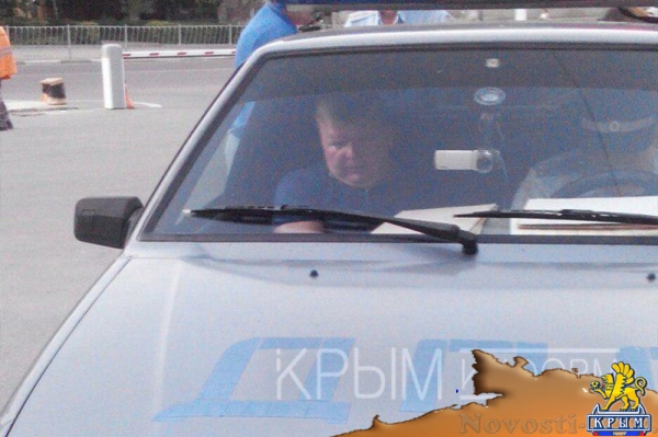 Нетрезвый экс-депутат стал участником ДТП в пешеходном центре Симферополя (ФОТО, ВИДЕО) - «Политика Крыма»