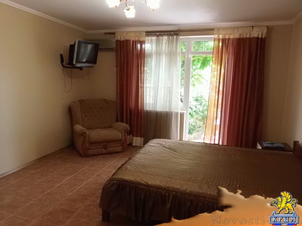 Отдых в Коктебеле. Гостевой дом "МЕГАНОМ" с питанием по желанию отдыхающих Отдых в Крыму 2017 - жильё в Крыму без посредников - «Отдых в Коктебеле»