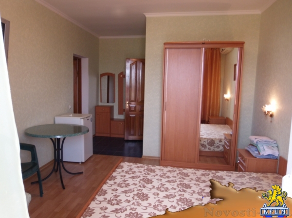 Отдых в Коктебеле. Гостевой дом "МЕГАНОМ" с питанием по желанию отдыхающих Отдых в Крыму 2017 - жильё в Крыму без посредников - «Отдых в Коктебеле»