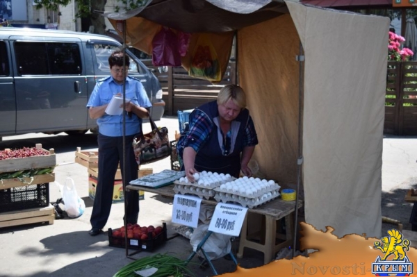 В Симферополе у торговцев отбирали молоко и выливали в канализацию - «Новости Крыма»