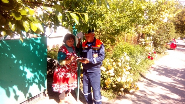 Сергей Шахов: Огонь – это стихия, с которой очень сложно справиться. Нельзя допускать выжигание травы и стерни! - «МЧС»