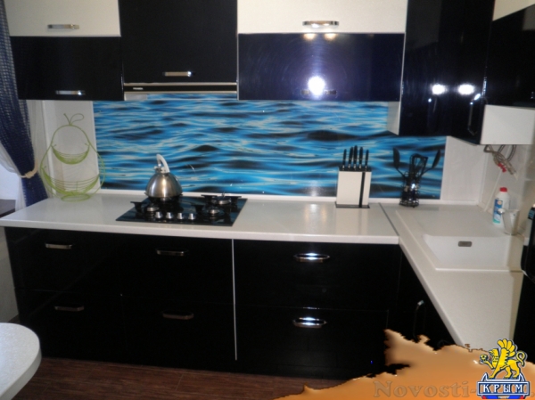 Отдых в Алуште. Упакованная трешка по ул. Ленина №28 Отдых в Крыму 2017 - жильё в Крыму без посредников - «Отдых в Алуште»