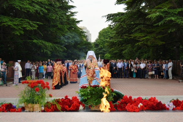 В крымской столице прошли мероприятия, посвященные Дню памяти и скорби - «Правам человека» В крымской столице прошли мероприятия, посвященные Дню памяти и скорби - «Правам человека»