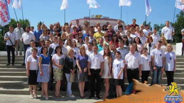 В Стаханове открыли Центр молодежных инициатив (ФОТО) - «Общество Крыма»