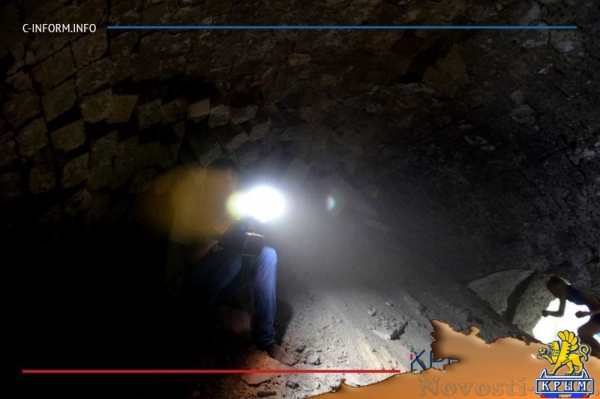 Отголоски войны: пиротехники «Лидера» разминируют крепость у Крымского моста - «Экономика Крыма»