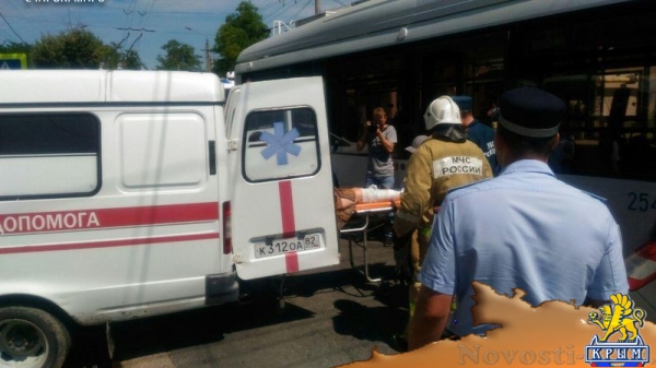Пассажир троллейбуса получила травмы в ДТП на улице Симферополя - «Новости Крыма»