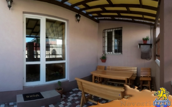 Отдых-эконом в Евпатории. Апартаменты и Номера в Гостевом доме (Штормовое - 24 км от Евпатории). СКИДКА 10% НА 19-27 июля! Отдых в Крыму 2017 - жильё в Крыму без посредников - «Отдых в Евпатории»