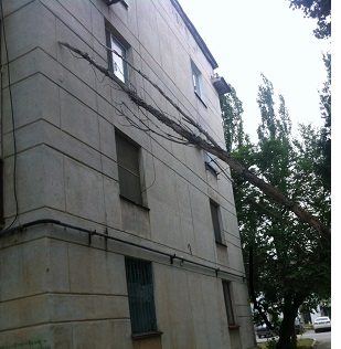 Спасатели «КРЫМ-СПАС» ликвидируют последствия вчерашней непогоды - «МЧС» Спасатели «КРЫМ-СПАС» ликвидируют последствия вчерашней непогоды - «МЧС»