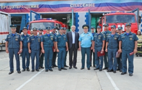 Глава Республики Крым Сергей Аксенов наградил специалистов Центра Лидер МЧС России и оценил новое техническое оснащение - «МЧС»