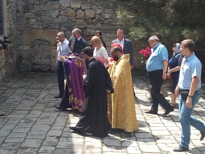 Крымские спасатели почтили память художника-мариниста Ивана Константиновича Айвазовского - «МЧС»