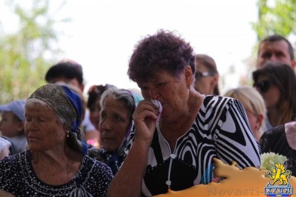 В селе Червоная Поляна перезахоронили останки расстрелянных фашистами патриотов (ФОТО) - «Общество Крыма»