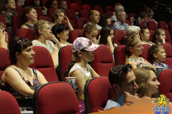 В Луганске торжественно открыт киноклуб В«Золотой витязьВ» (ФОТО) - «Общество Крыма»