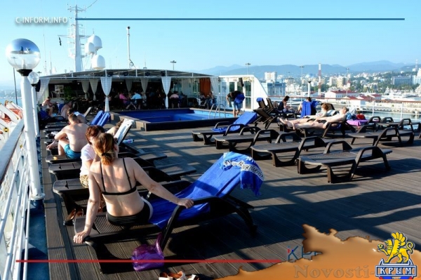 «Князь Владимир» отправился в четвёртый круиз в Крым с рекордным числом пассажиров (ФОТО) - «Культура Крыма» «Князь Владимир» отправился в четвёртый круиз в Крым с рекордным числом пассажиров (ФОТО) - «Культура Крыма»