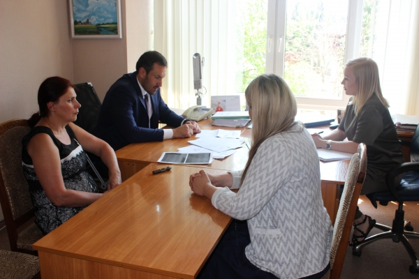 Жители Ялты жалуются на медлительность специалистов местного БТИ — Александр Спиридонов - «Госкомрегистр»