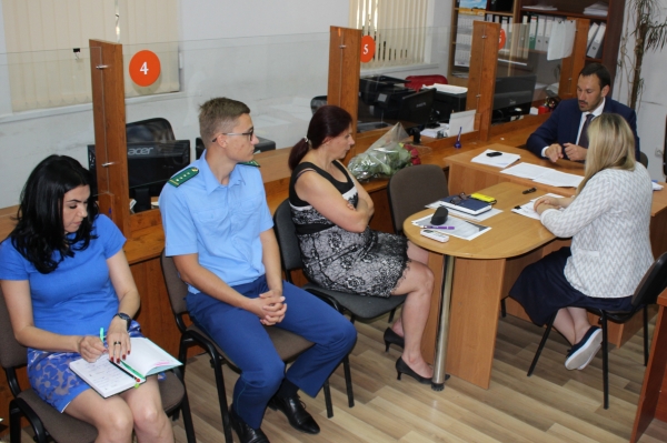 В Ялтинском теруправлении Госкомрегистра сформирована команда квалифицированных специалистов — Александр Спиридонов - «Госкомрегистр»