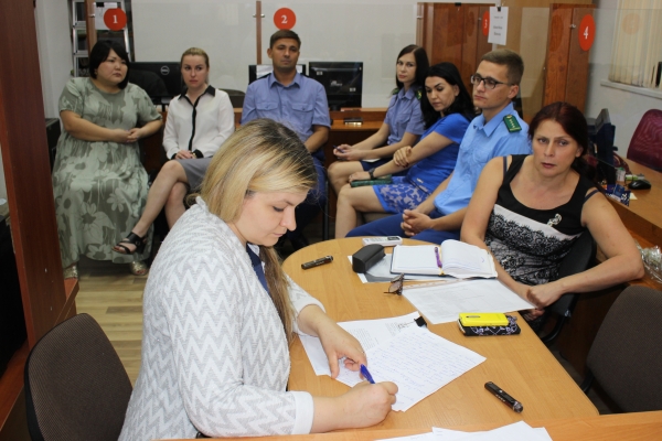 В Ялтинском теруправлении Госкомрегистра сформирована команда квалифицированных специалистов — Александр Спиридонов - «Госкомрегистр»