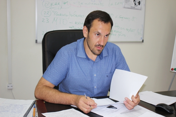 Александр Спиридонов: в Госкомрегистре планируется увеличение штата государственных земельных инспекторов РК в два раза - «Госкомрегистр»