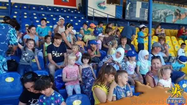 Воспитанники бахчисарайского реабилитационного центра для детей-инвалидов получили подарок (ФОТО) - «Общество Крыма»