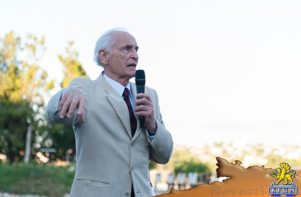 В Античном театре Херсонеса выступили Василий Лановой и Константин Фролов (ФОТОРЕПОРТАЖ) - «Общество Крыма» В Античном театре Херсонеса выступили Василий Лановой и Константин Фролов (ФОТОРЕПОРТАЖ) - «Общество Крыма»