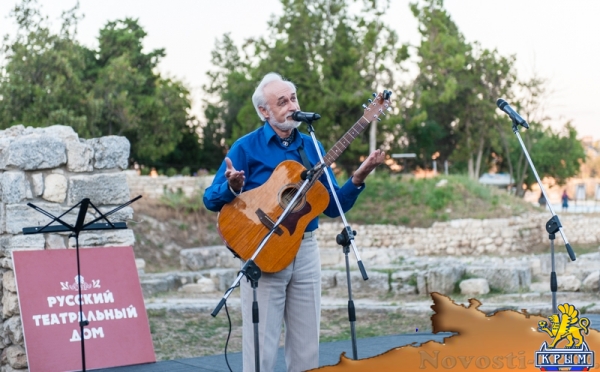 В Античном театре Херсонеса выступили Василий Лановой и Константин Фролов (ФОТОРЕПОРТАЖ) - «Общество Крыма» В Античном театре Херсонеса выступили Василий Лановой и Константин Фролов (ФОТОРЕПОРТАЖ) - «Общество Крыма»