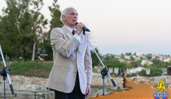 В Античном театре Херсонеса выступили Василий Лановой и Константин Фролов (ФОТОРЕПОРТАЖ) - «Общество Крыма» В Античном театре Херсонеса выступили Василий Лановой и Константин Фролов (ФОТОРЕПОРТАЖ) - «Общество Крыма»