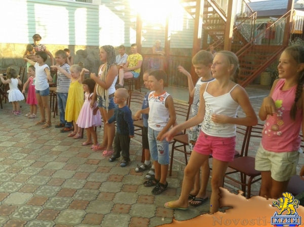 Отдых-эконом в Штормовом. Отдых с детьми гостиница ИЗУМРУДНАЯ Отдых в Крыму 2017 - жильё в Крыму без посредников - «Отдых в Крыму» Отдых-эконом в Штормовом. Отдых с детьми гостиница ИЗУМРУДНАЯ Отдых в Крыму 2017 - жильё в Крыму без посредников - «Отдых в Крыму»