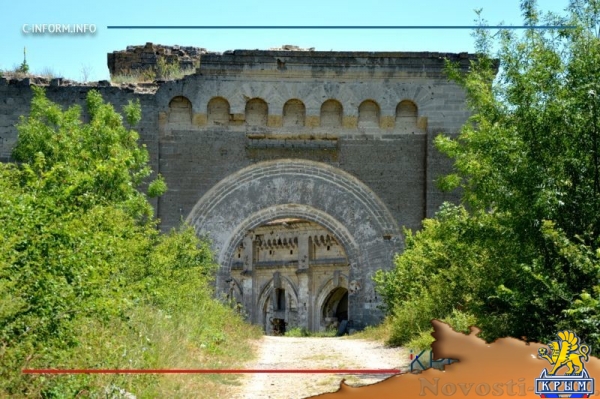 Юрий Белик: Крымский мост уже повысил популярность крепости Керчь - «70 лет Победы»