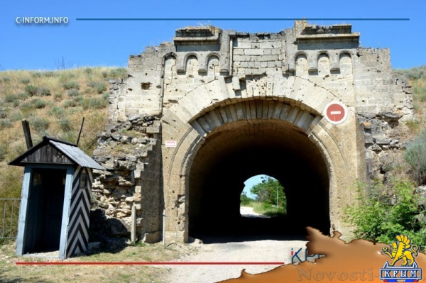 Юрий Белик: Крымский мост уже повысил популярность крепости Керчь - «70 лет Победы»