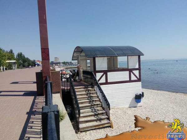 Власти Феодосии не имеют претензий к арендатору высмеянного в интернете пляжа (ФОТО) - «Политика Крыма»