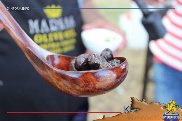 In vino veritas в Коктебеле: для гостей фестиваля приготовили 20 тысяч литров вина (ФОТО) - «Экономика Крыма»