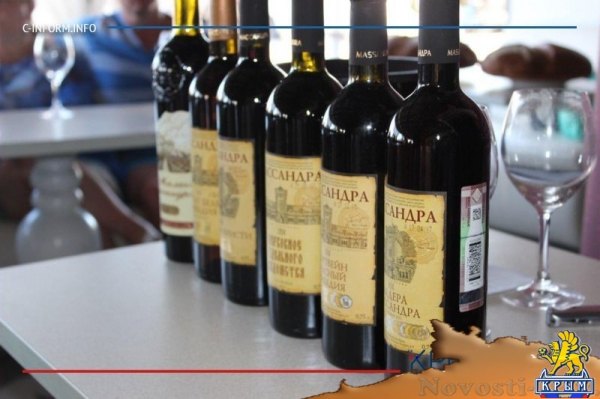 In vino veritas в Коктебеле: для гостей фестиваля приготовили 20 тысяч литров вина (ФОТО) - «Экономика Крыма»