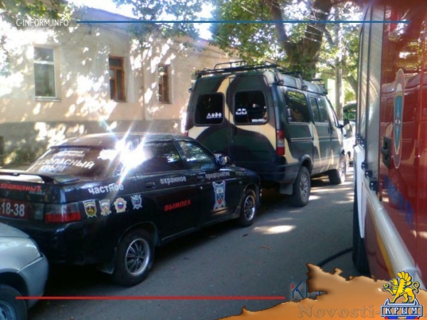 Авария с участием шести автомобилей произошла в историческом центре Симферополя (ФОТО, ВИДЕО) - «Экономика Крыма»