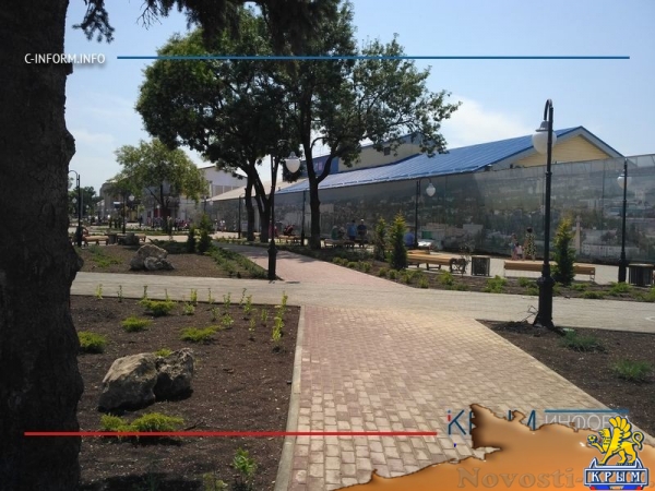 Место притяжения. Сквер в центре Симферополя становится все популярнее у горожан (ФОТО, АУДИО) - «Возвращение в Россию» Место притяжения. Сквер в центре Симферополя становится все популярнее у горожан (ФОТО, АУДИО) - «Возвращение в Россию»