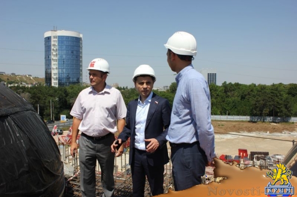 Строители начали возведение малых куполов Соборной мечети в Симферополе (ВИДЕО) - «Возвращение в Россию»