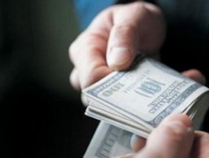 Пограничника оштрафовали на 100 тысяч рублей за взятку - «Происшествия Крыма» Пограничника оштрафовали на 100 тысяч рублей за взятку - «Происшествия Крыма»