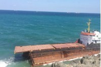 Из-за возгорания сухой растительности в Крыму сгорел Mercedes - «Новости Крыма»