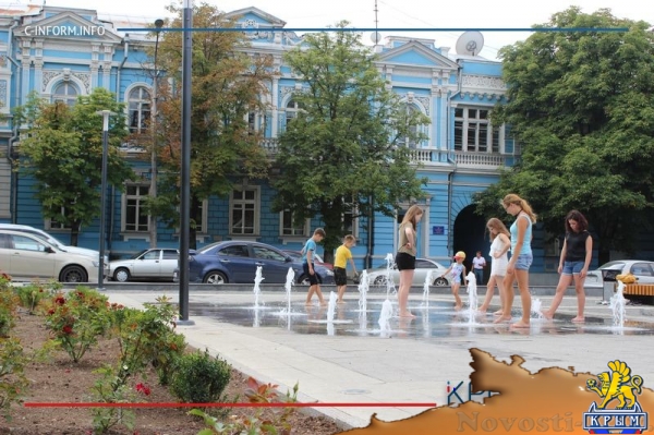 Под присмотром Великой: Екатерининский сад стал любимым местом для отдыха в Симферополе с детьми (ФОТО, ВИДЕО) - «70 лет Победы»