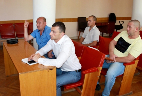 Госкомрегистр оказывает содействие в оформлении помещений одного из симферопольских общежитий — Александр Спиридонов - «Госкомрегистр»