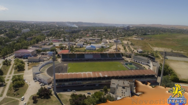 Земля-воздух. Керчь. Стадион имени 50-летия Октября - «Керчь» Земля-воздух. Керчь. Стадион имени 50-летия Октября - «Керчь»