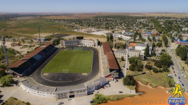 Земля-воздух. Керчь. Стадион имени 50-летия Октября - «Керчь» Земля-воздух. Керчь. Стадион имени 50-летия Октября - «Керчь»