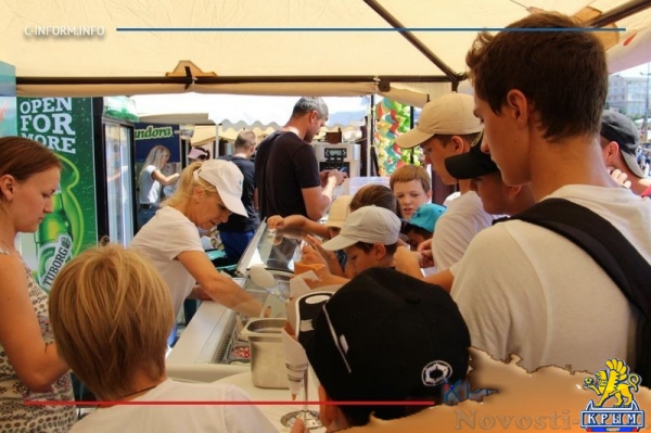 Фестиваль мороженого прошел в Ялте в День города (ФОТО) - «Культура Крыма»