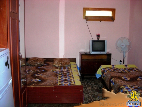 Отдых в Орджоникидзе. Сдам не дорого комфортабельные номера в п. Орджоникидзе. Есть места на август Отдых в Крыму 2017 - жильё в Крыму без посредников - «Отдых в Орджоникидзе»