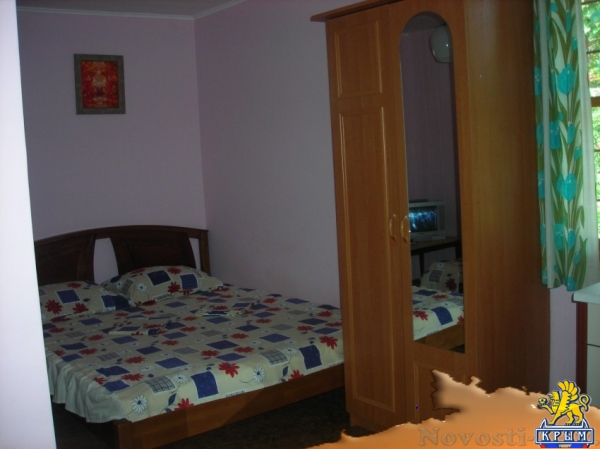 Отдых в Орджоникидзе. Сдам не дорого комфортабельные номера в п. Орджоникидзе. Есть места на август Отдых в Крыму 2017 - жильё в Крыму без посредников - «Отдых в Орджоникидзе»