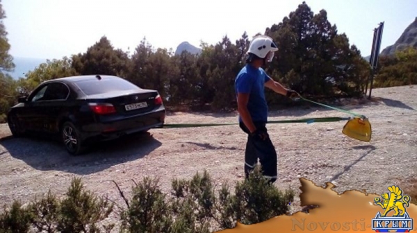 Крымские спасатели сняли с горных обрывов два автомобиля (ФОТО) - «Общество Крыма»