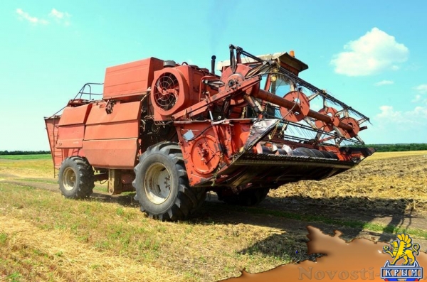 Крымский федеральный университет собрал более 4 тысяч тонн зерновых (ФОТО) - «Общество Крыма»