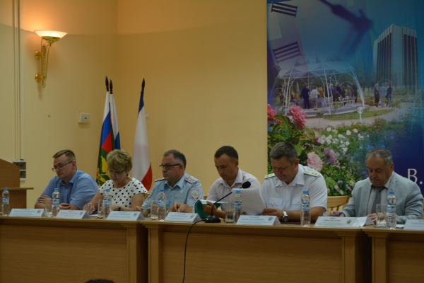 Крымский омбудсмен призвала судебных приставов внимательно отнестись к контролю коллекторских агентств - «Правам человека» Крымский омбудсмен призвала судебных приставов внимательно отнестись к контролю коллекторских агентств - «Правам человека»