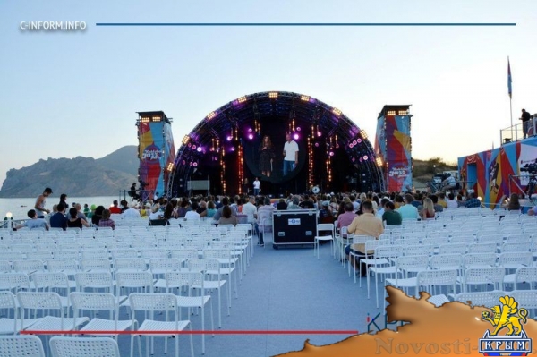 Задержавшийся на сутки из-за непогоды Koktebel Jazz Party начался с выступления новоорлеанского коллектива (ФОТО) - «Культура Крыма»