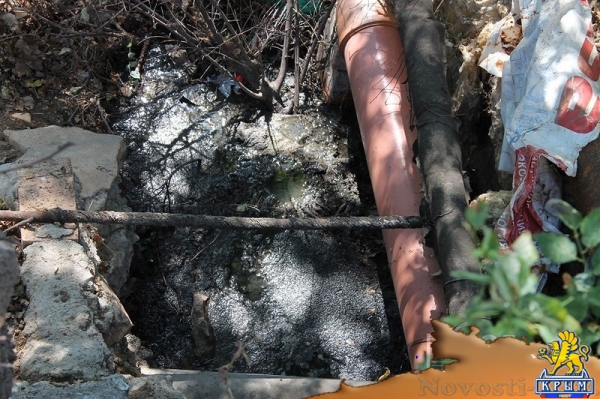 По Гаспре течет река с нечистотами - «Новости Крыма» По Гаспре течет река с нечистотами - «Новости Крыма»