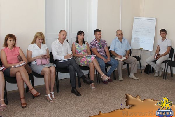 Шести муниципальным образованиям Крыма необходимо оперативно активизировать работу в области земельного контроля — Александр Спиридонов - «Экономика» Шести муниципальным образованиям Крыма необходимо оперативно активизировать работу в области земельного контроля — Александр Спиридонов - «Экономика»